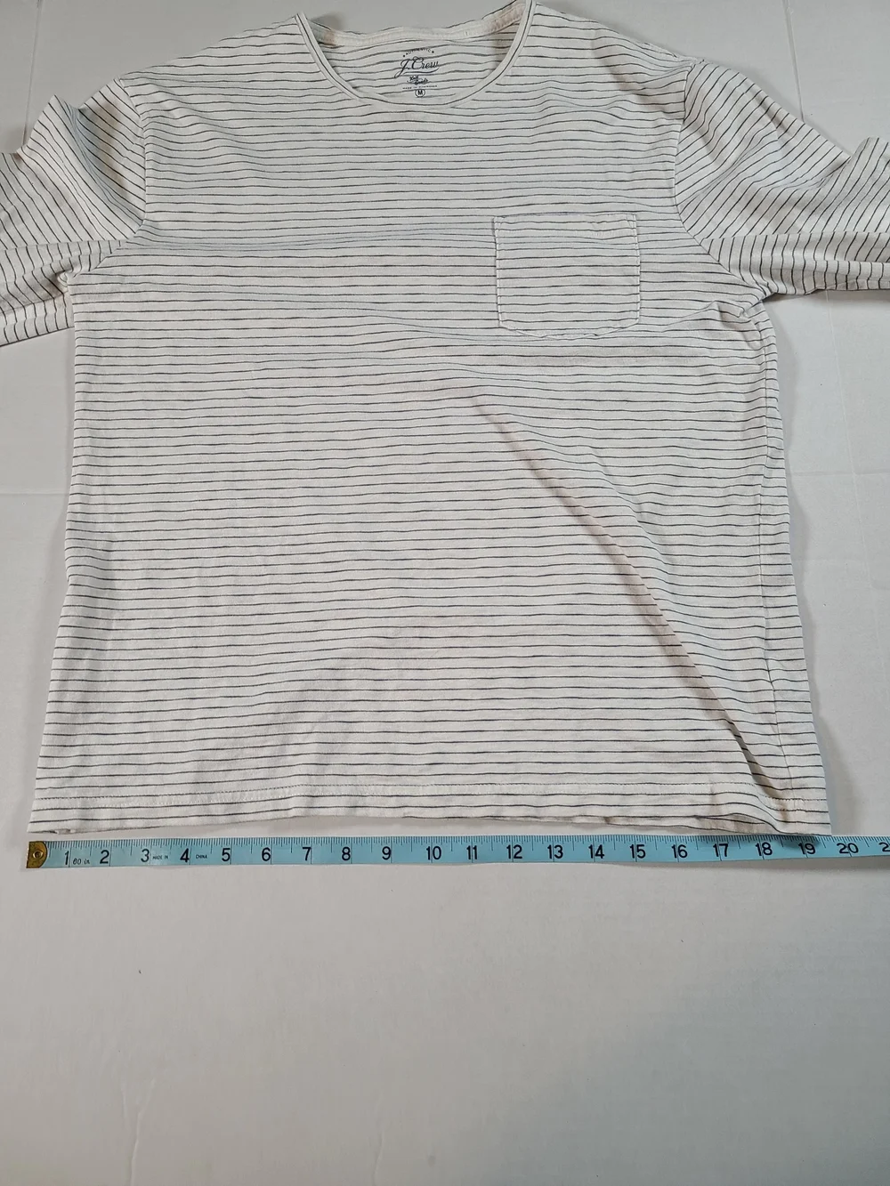 J. Crew Knit Goods Stylish Light Gray & White Striped Long-Sleeve Tee M Pocket